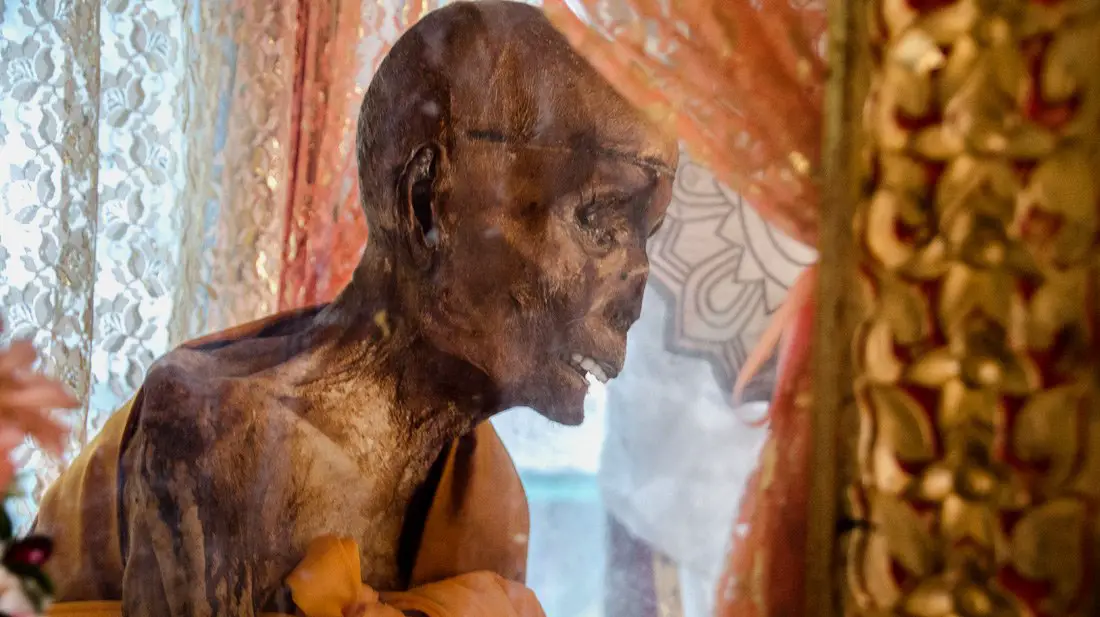 Luang Por Ruam